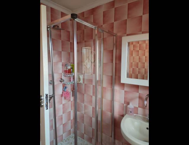 3 BEDROOM FREESTANDING FOR SALE IN BAKERTON